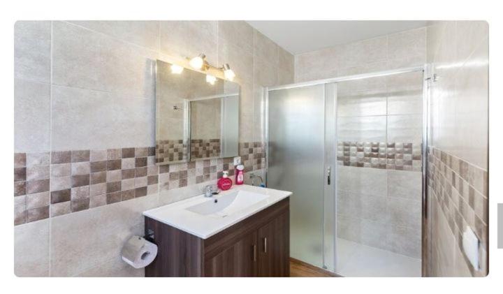 Apartamento En Olvera Con Garaje Luaran gambar
